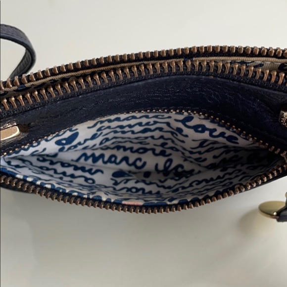 Authentic Marc by Marc Jacobs leather crossbody - Picture 8 of 11